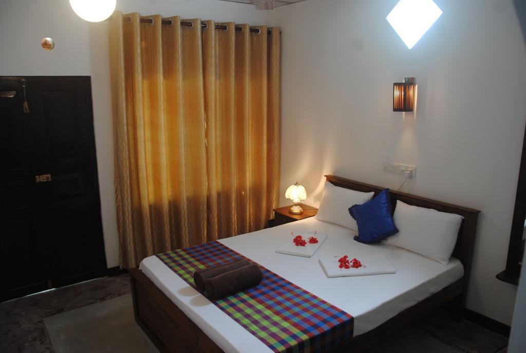 Aknara Rest Hotel Weligama Bagian luar foto