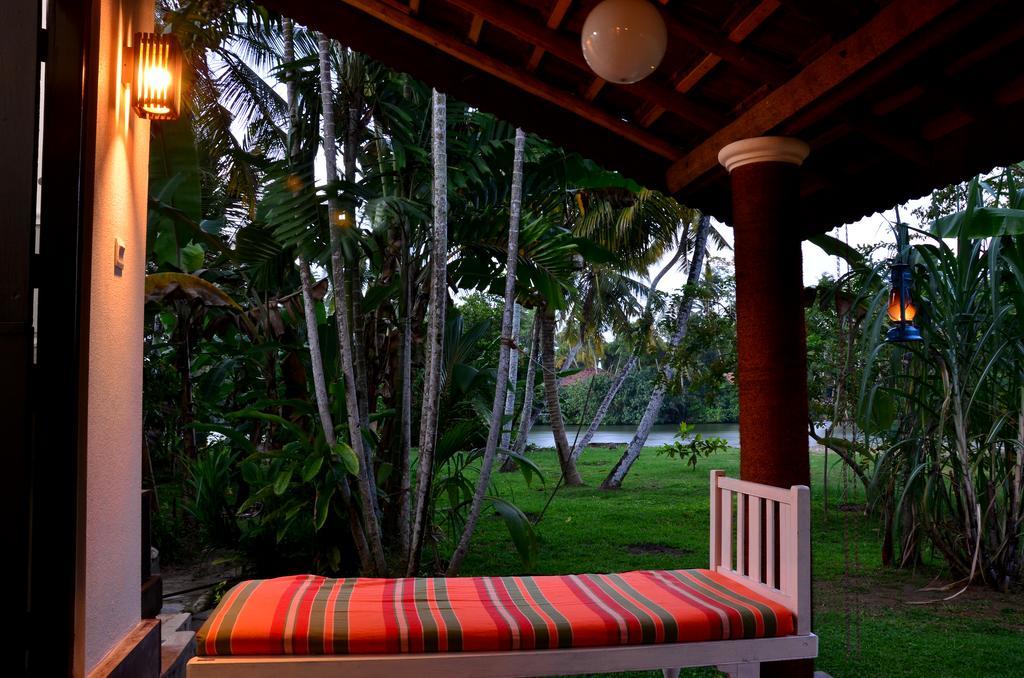 Aknara Rest Hotel Weligama Bagian luar foto